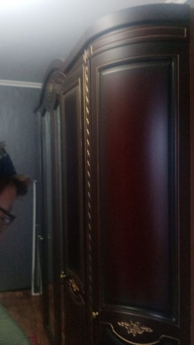 Продам шкаф платяной