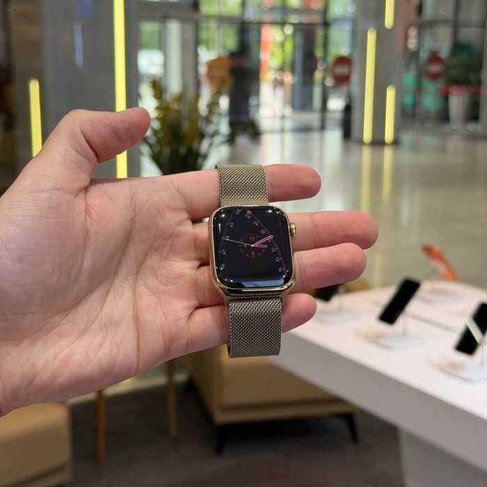 Apple Watch Series 8/40 mm Milanese