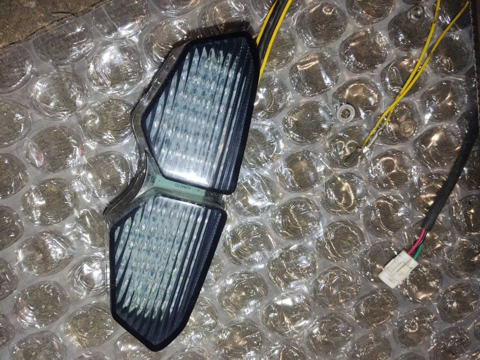 Гърне, ауспух, стоп, спортни ръчки R6 03-05 година