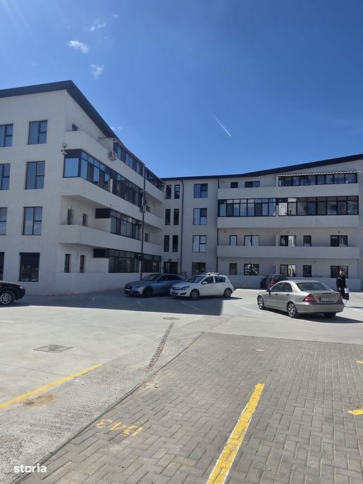 Apartament bloc nou,parcare proprie, mobilat.