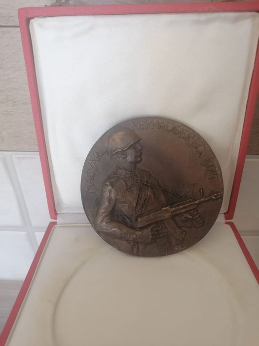 Plachetă Bronz 1974