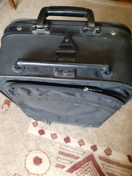 Vand troler mediu si valiza clasica