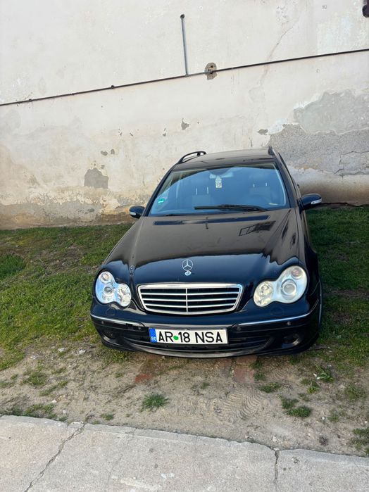 2005 Mercedes Benz C 220
