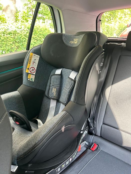 Scaun Auto Rotativ Dualfix M - I Size, Britax Romer