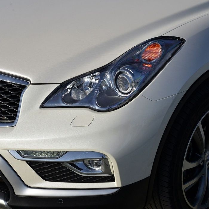 Стекла фар Infiniti QX50