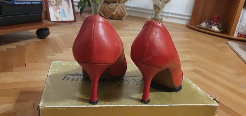 Pantofi roșii Guban nr.37, toc stiletto, înălțime 7 cm