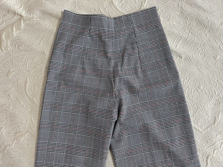 Сив панталон на Зара