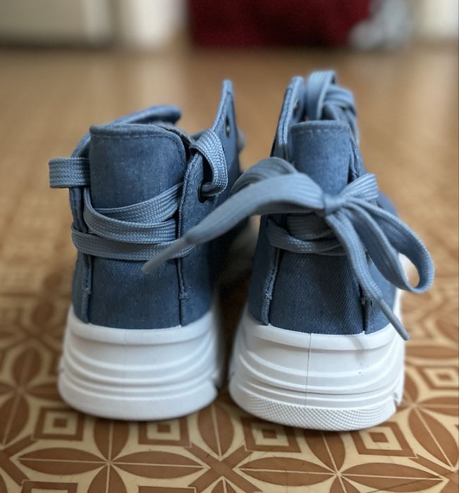 Новые джинсовые кеды