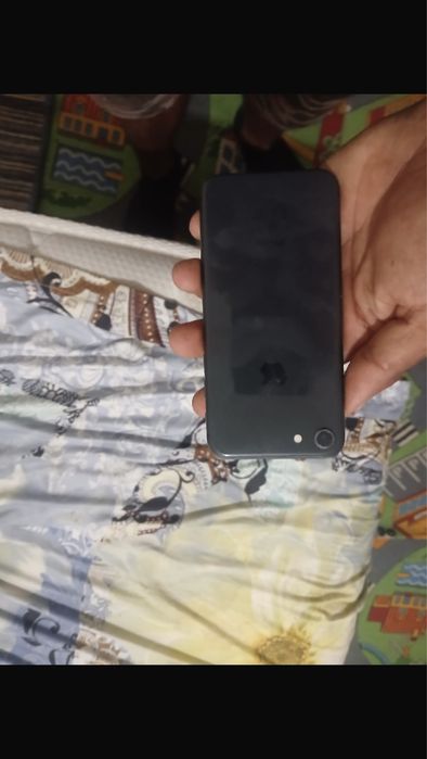 Vand sau schimb iphone 8