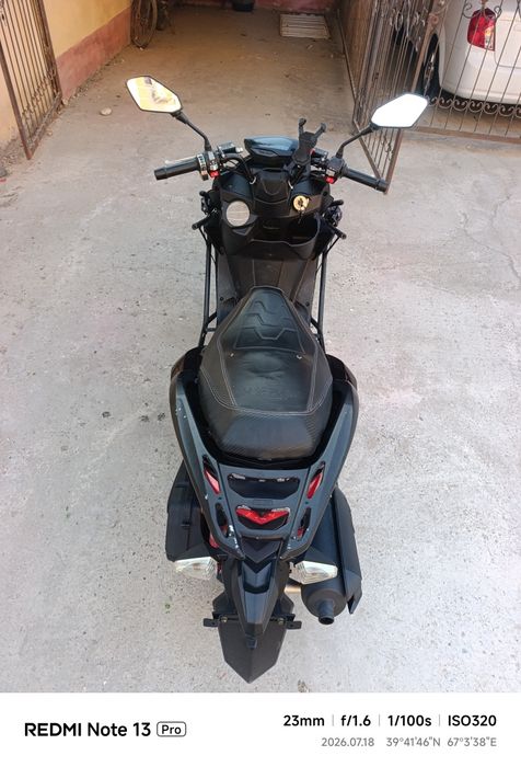 Skuter vasad sastayanasi zur