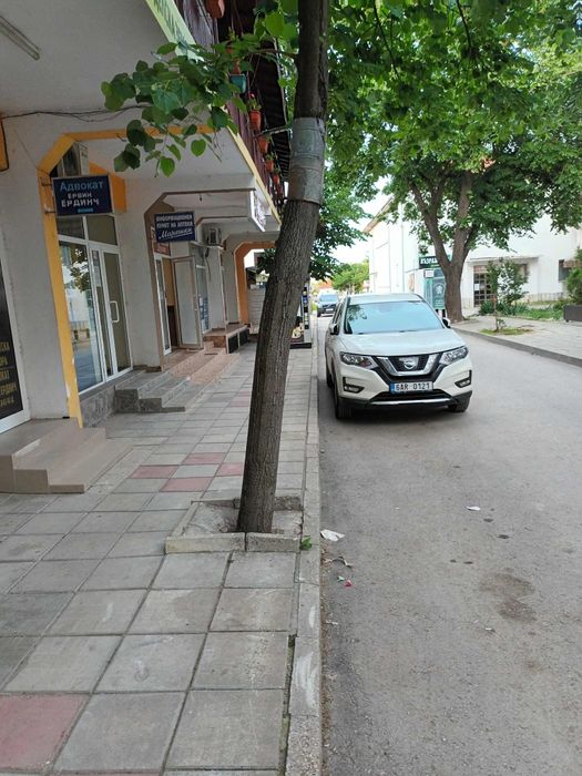 Дава се под наем Офис в Дулово - 45 кв.м за 306 € - Снимка #2