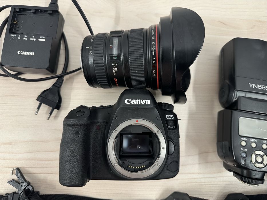 Vând pachet foto full-frame Canon EOS 6D Mark II + obiectiv L + blitz