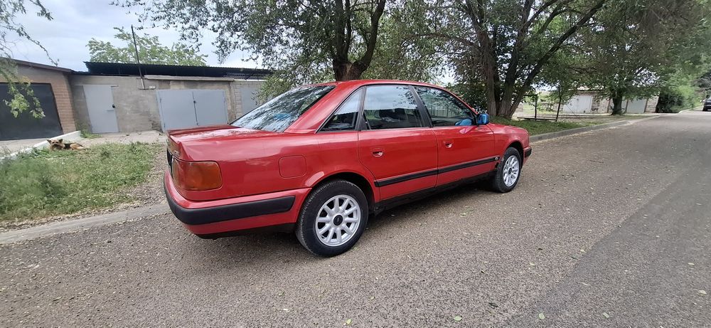 Продам Ауди  100 с4