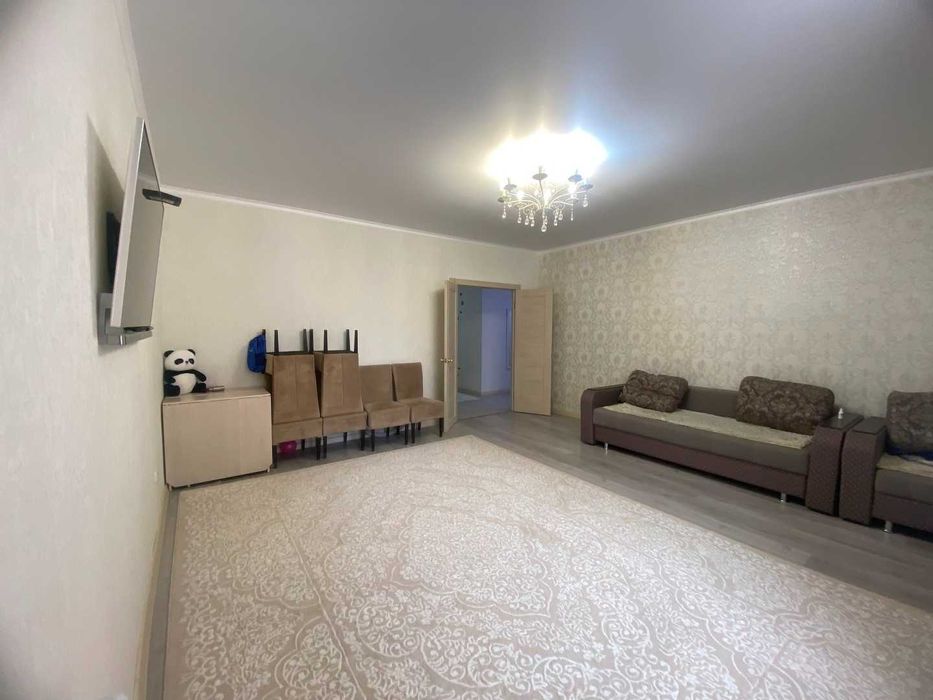 Продам 3 ком кв на Алтын Арман 2018г