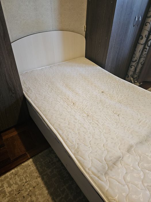 Кровать продам 200х195