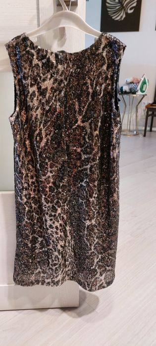 Платье нарядное для девочки на 8-9 лет новое