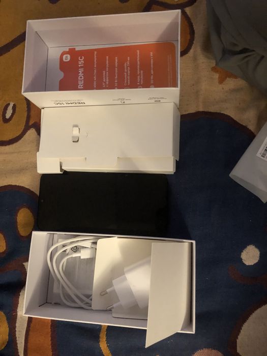 Редми)15С очень хорошии ,телефон)