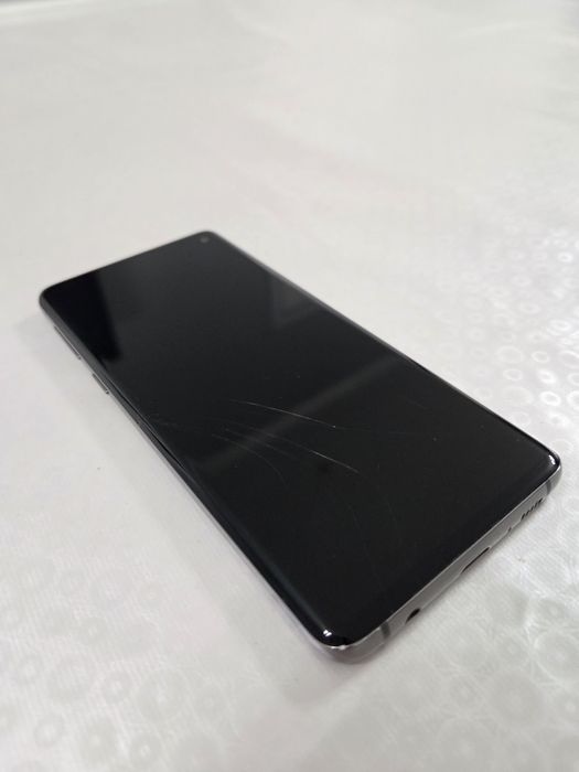 Samsung S10 / Самсунг S10