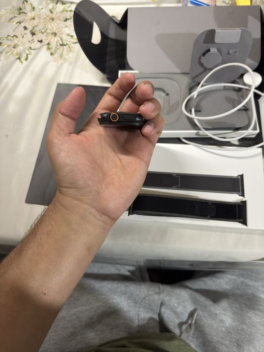 Aplle iwatch ultra 2 Black titanium