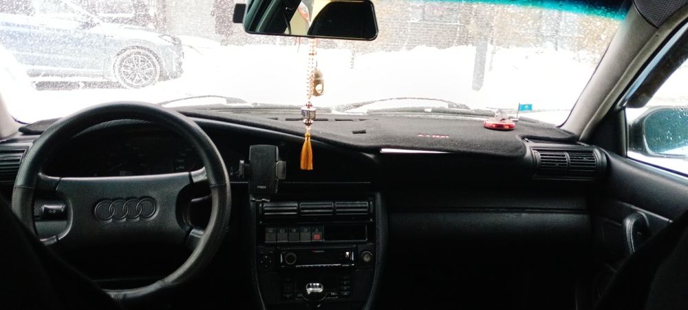 Audi c4 универсал