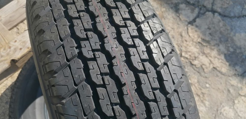 255/65/17 Бриджстоун ДОТ 2013 и 2015 г - ЧИСТО НОВИ