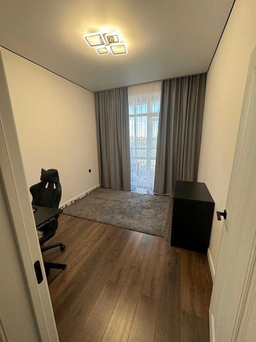 Продам квартиру  (Евродвушка)