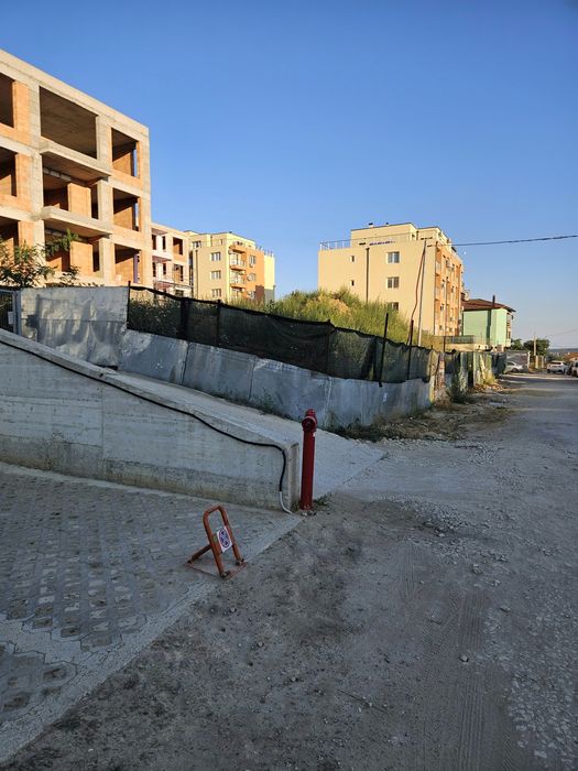 Паркомясто под Наем гр.Варна,м-т Пчелина