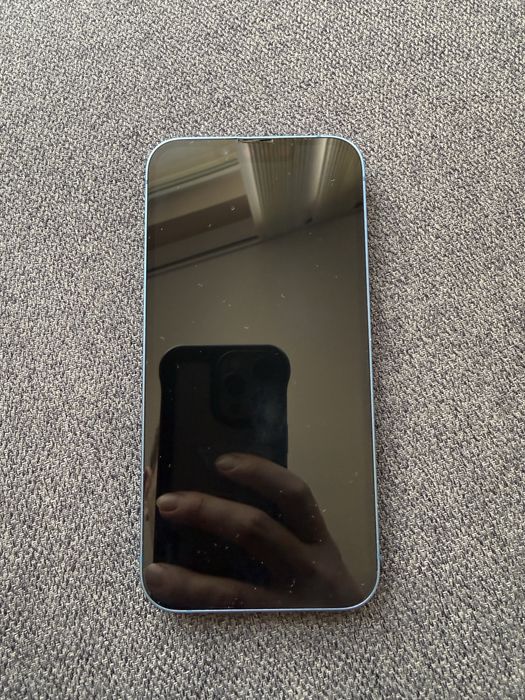 iPhone 13 син в отлично състояние