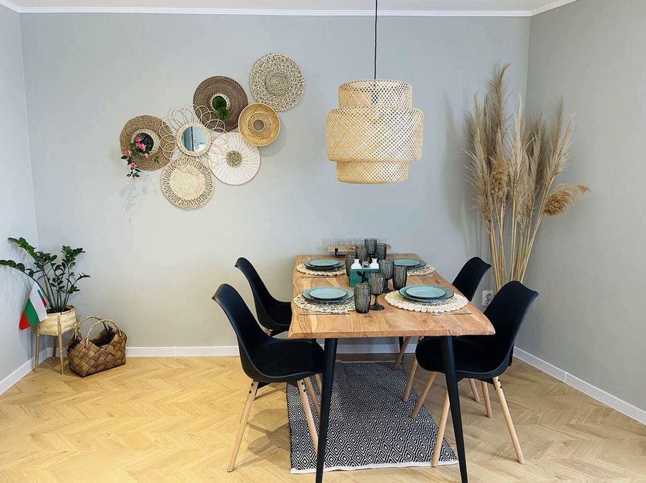 Дава се под наем Двустаен апартамент в Варна, Общината - 70 кв.м за 648.21 € - Снимка #1