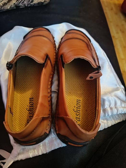 Pantofi bărbați nepurtati piele