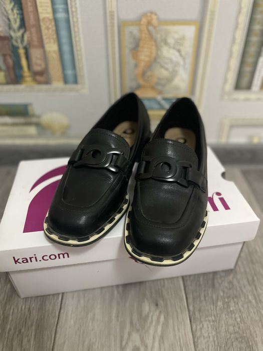 Лоферы, кожанные.