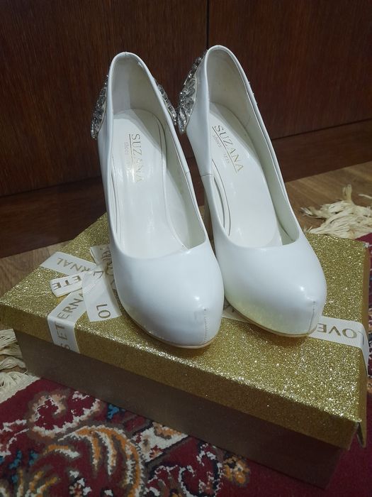 Продаётся!Туфли свадебные