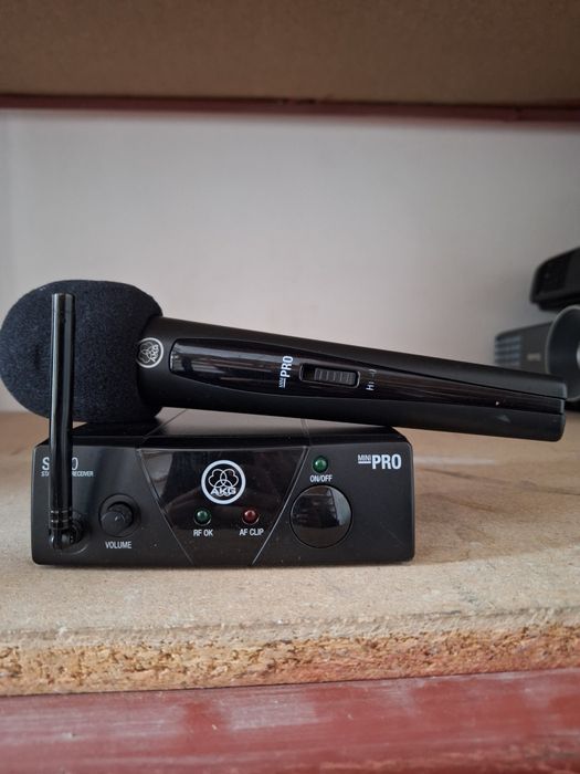 Microfon AKG SR40 PRO
