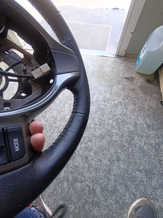 Волан кожен за Тойота Ярис / Toyota Yaris  2011 - 2017г.