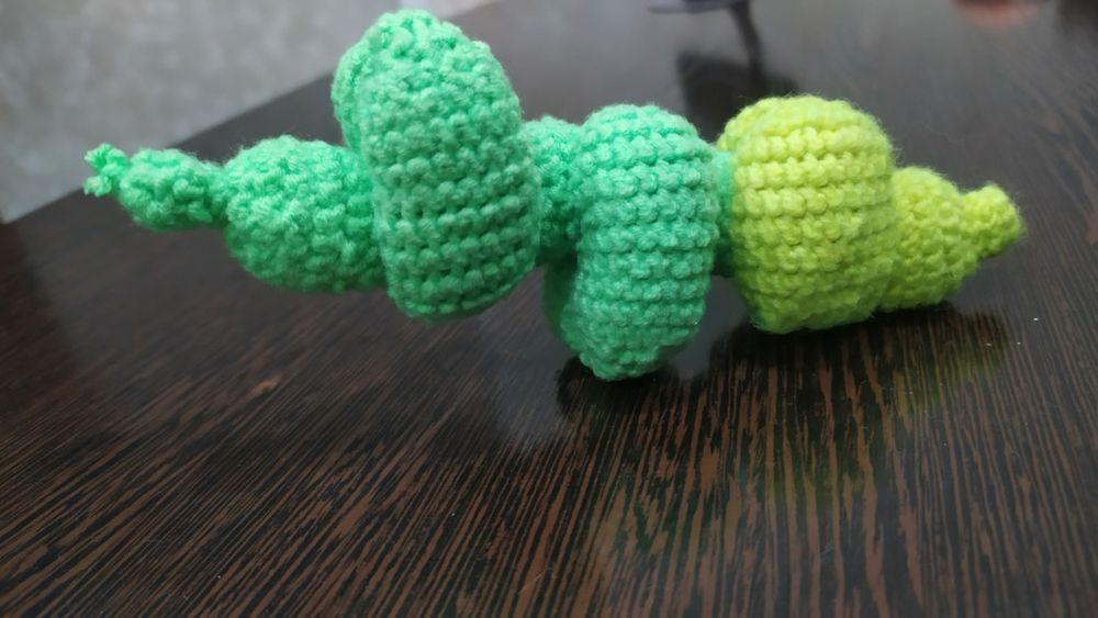 Продам вязаные игрушки.