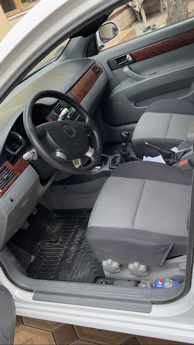 Продаю LACETTI, 1,8, 2011г.