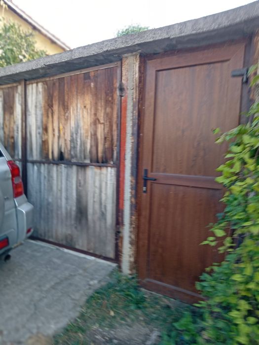 Продава се двуетажна вила в село Рударци, област Перник