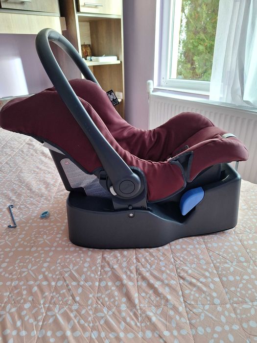 Scaun bebe pentru masina !