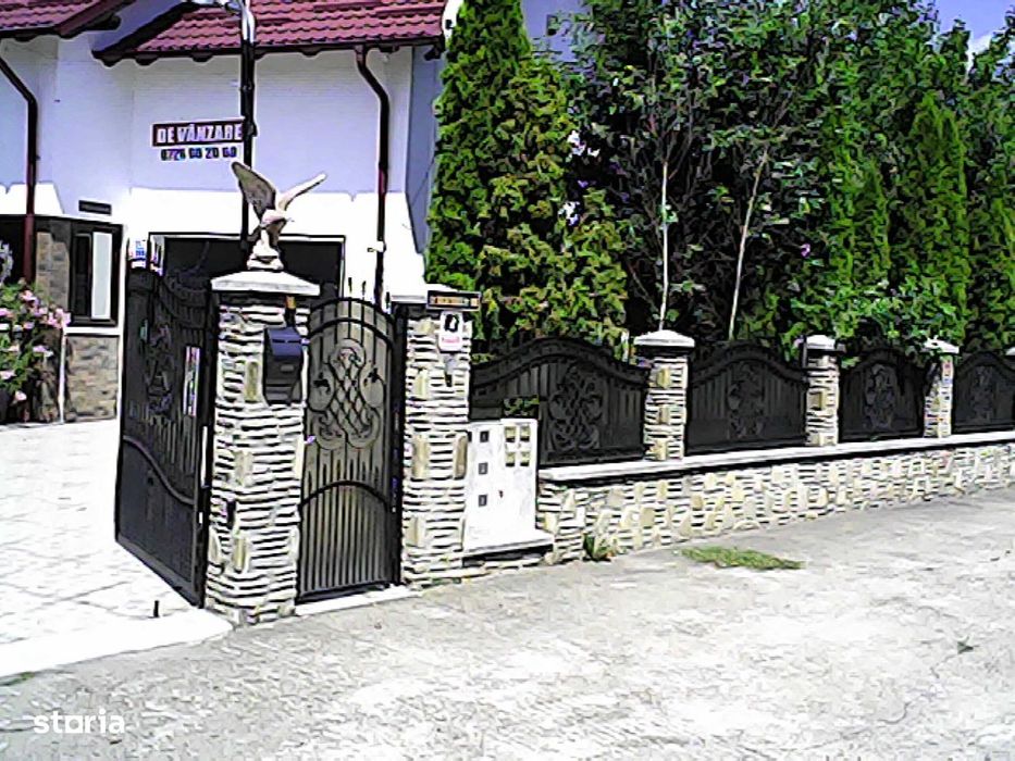"Casă cu piscină de vânzare" URGENT