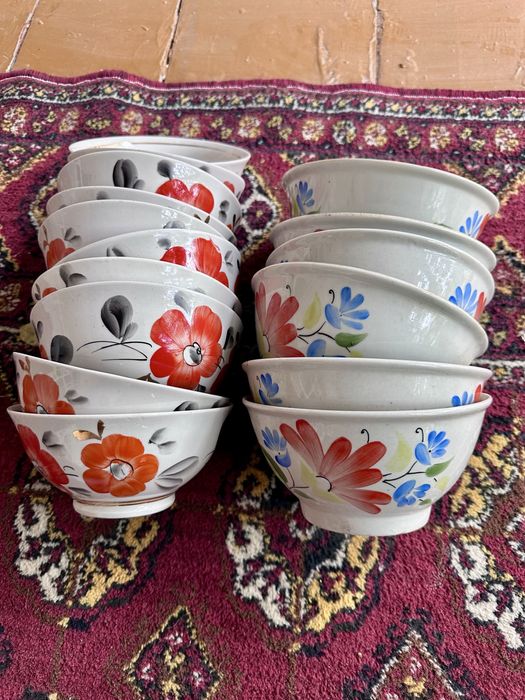 Посуда идишлар тез ва арзон сотилади.