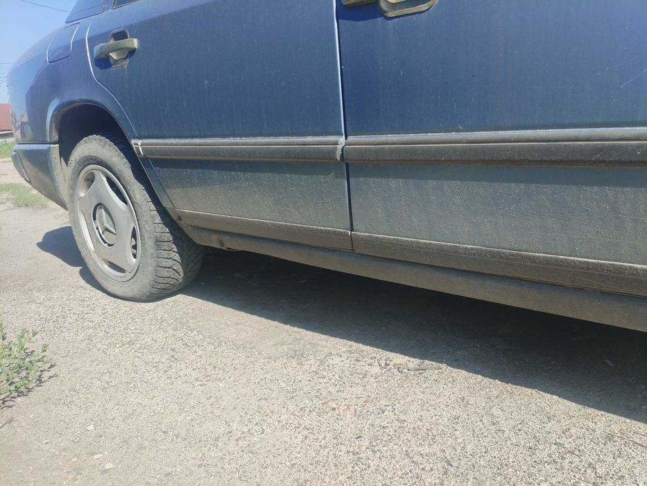 Продам живой 124мерс