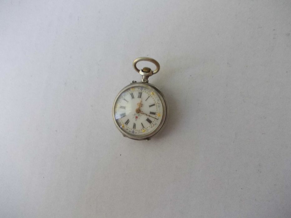 Ceas vechi de buzunar defect din argint H