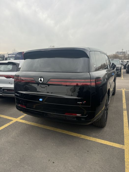 Denza N9 Restyling Black edition