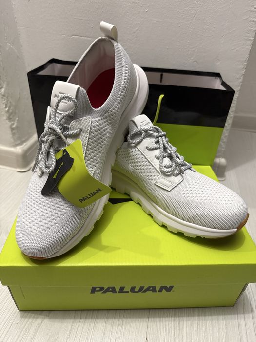 Беговые кроссовки