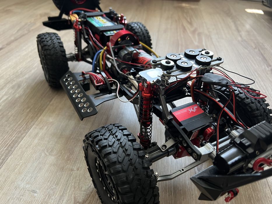 Crawler RC 1:10 metal