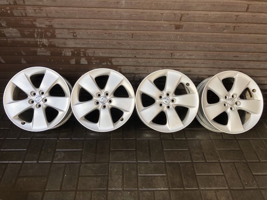Диски на Тойота Приус 30