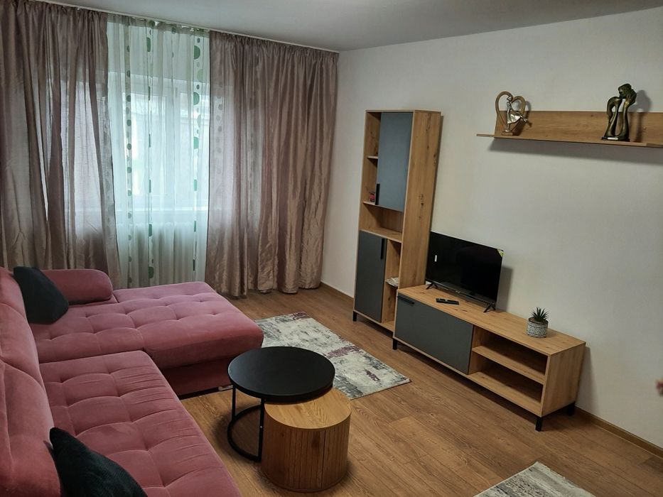 Închiriez apartament 2 camere Rovine