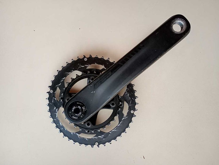 Angrenaj FSA 46/30 t, pentru gravel bike cu tot cu bottom bracket ...