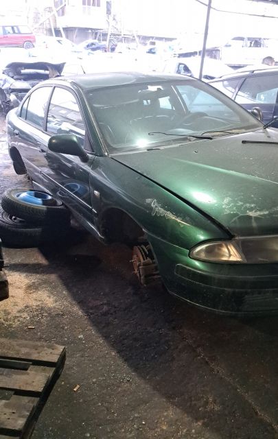 Planetara fata dreapta Mitsubishi Carisma prima generatie (facelift)