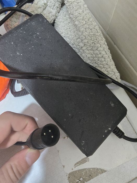 Зарядка полностью рабочая